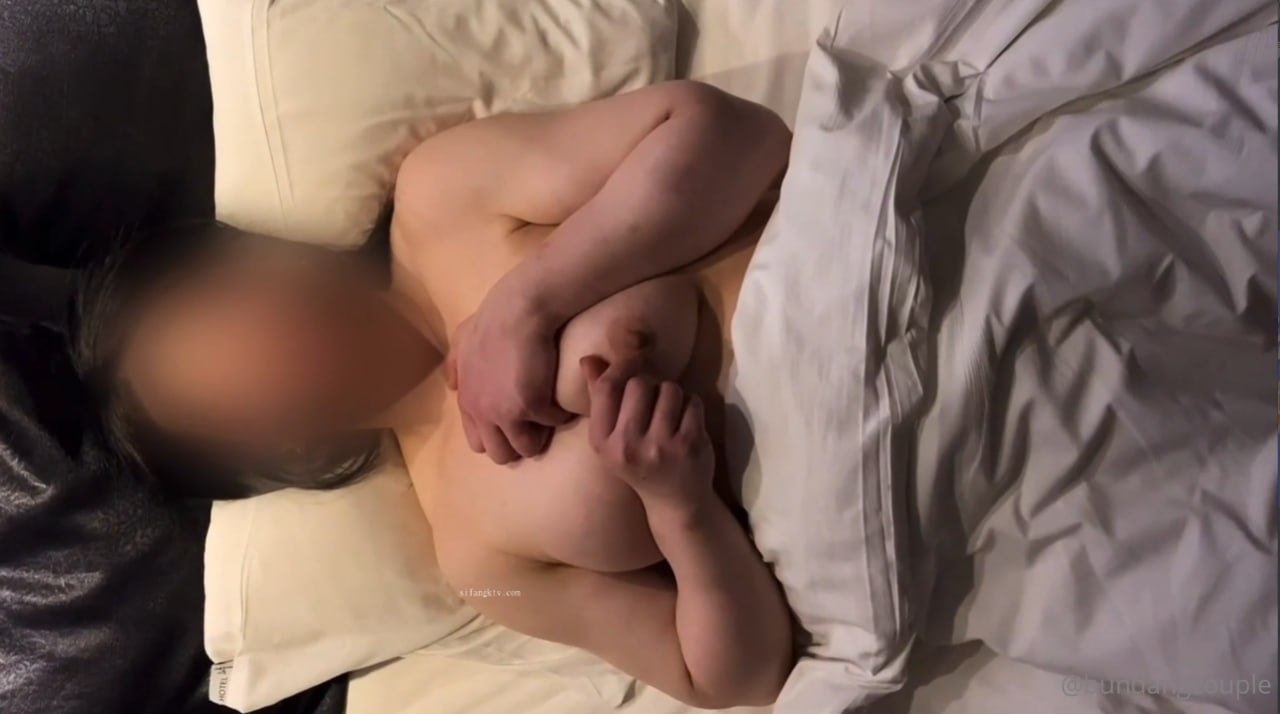 GUN-774 美女たちの足裏をふやけるまで舐めたい！ 上履き編